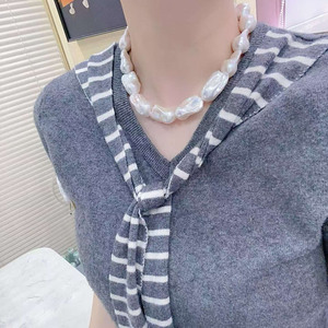 Collar de perlas barrocas iridiscentes Aurora de alta calidad, personalizado al por mayor, con cierre de oro de 14 quilates importado de EE. UU., hecho a mano. - Product Image 4