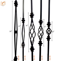 Balustres en fer personnalisés Balustre extérieur Commande d'échantillon disponible Pulvérisation de poudre électrostatique pour résidences côtières