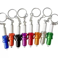 Porte-clés en forme de bougie d'allumage de voiture, porte-clés LED en métal en forme de bougie d'allumage pour moto, porte-clés tendance