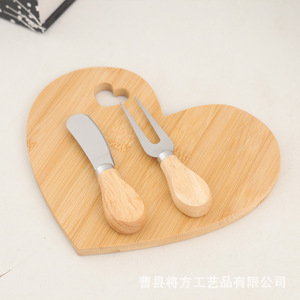 In stock: Creative wooden heart-shaped fruit, dessert, cake, bread <b>trays</b>, hotel, restaurant, and <b>tea</b> <b>trays</b> - Product Image 1