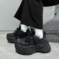 Chaussures élévatrices en maille d'automne avec logo personnalisé, hauteur accrue de 9 cm, pour hommes et femmes, noir et blanc, semelle épaisse, tendance mode, baskets de sport