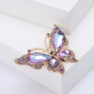 Nuevo broche de mariposa de cristal de gama alta a la moda, broche elegante personalizado, accesorios para mujer - Product Image 2