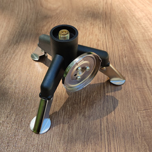 Adaptateur de cuisinière à gaz portable, connecteur triangulaire pour cartouche de butane, utilisation en camping et en extérieur, construction métallique - Product Image 1