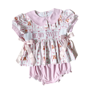 GBO0520 Ensemble de vêtements personnalisés pour fillette, sans MOQ, motif fleurs roses, smockée avec nœuds, sans manches, style Bummies, vente en gros pour enfants - Product Image 1