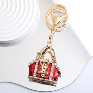 Llavero de aleación creativa con incrustaciones de diamantes, colgante 3D de mini bolso, accesorio de moda para llavero de coche, pedido al por mayor - Product Image 5
