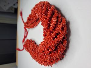 Collier de branche de corail rouge de 18 pouces de 45 cm de forme ronde faisant des bijoux avec des perles de corail et d'os de coquille - Product Image 2