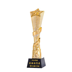Personnalisé <span class=keywords><strong>Acheter</strong></span> Sports Football Football Gravé Un <span class=keywords><strong>Trophée</strong></span> Récompenses Trophi <span class=keywords><strong>Coupe</strong></span> Résine Artisanat Boutique Personnalisé Cheer Trophées Médailles Plaques - Product Image 1