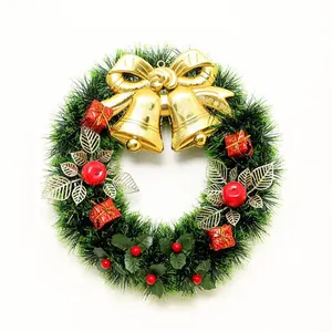 Enfeites de decoração natalina, enfeites de decoração com fita e sinos em ambientes internos e artificiais