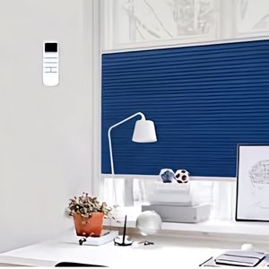 Persianas eléctricas celulares con <span class=keywords><strong>control</strong></span> <span class=keywords><strong>remoto</strong></span> para ventanas Motor personalizado Pantalla de panal Persianas inalámbricas de tamaño personalizado - Product Image 2