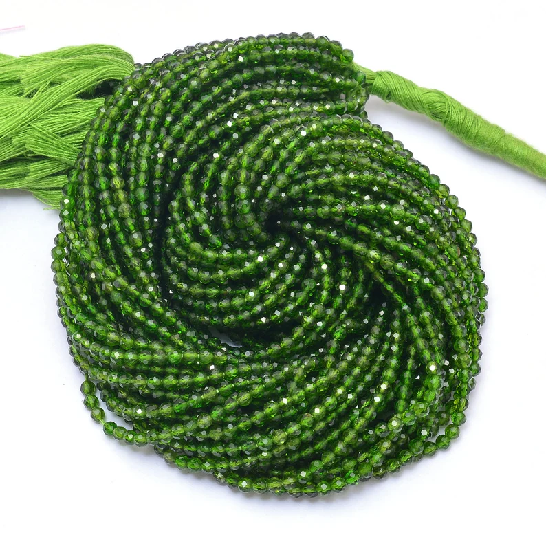 สีเขียว