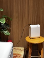 Diffuseur d'aromathérapie intelligent mini, sans eau, capacité de 150 ml, commande par bouton d'application, design élégant, portable pour un usage domestique