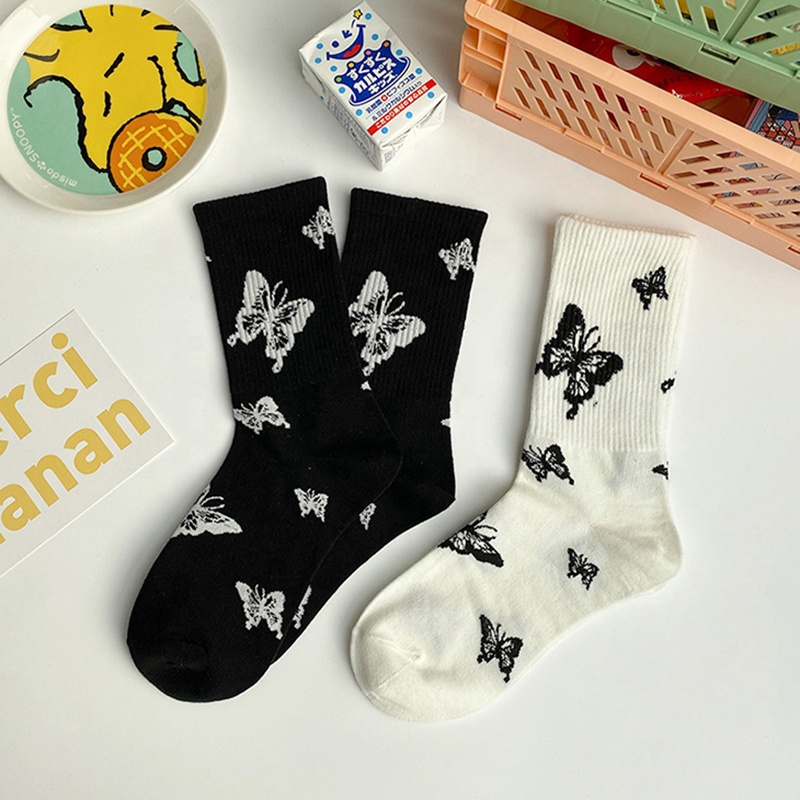 Носки женские с принтом бабочки, мягкие хлопковые дышащие эластичные, в стиле Харадзюку, осенне-зимние черные белые