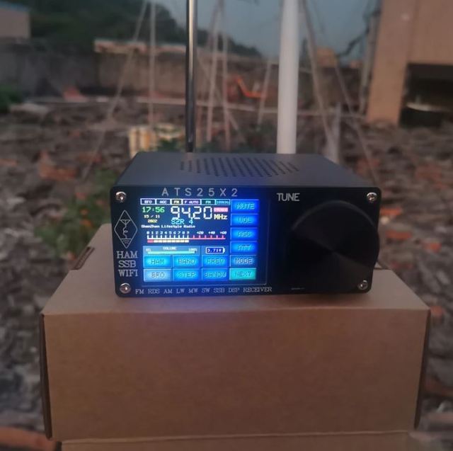 Full-Band DSP Receiver with FM RDS Spectrum Scan & APP/WIFI Control E836