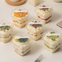 Boîte à dessert en plastique avec couvercle pour gâteau, tiramisu, nouilles, sushi à emporter - Matériaux recyclés, transparente, emballage de boulangerie