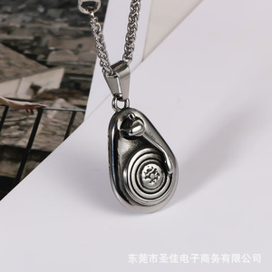 จี้ไทเทเนียมสไตล์จีนย้อนยุค ดีไซน์เครื่องเล่นแผ่นเสียงสุดเท่ สร้อยคอฮิปฮอปแนวร็อค  เครื่องประดับผู้ชายสุดฮิต รุ่น SP1030 - Product Image 3