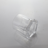 Verre à whisky en cristal plaqué or fuchsia de luxe de 230 ml, design élégant à fond carré, exquis, élégant et accrocheur pour le whisky