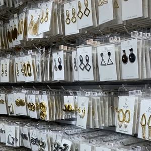 Direct Sales Popular Wholesale Unique Design Stainless Steel Jewelry Pvd <b>Gold</b> Plated Tarnish Free Hoop <b>Earrings</b> for Women - Product Image 1