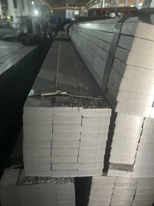 45 # แท่งเหล็กคาร์บอนแบนสำหรับช่องว่างเพลาและการประมวลผลฐานแม่พิมพ์ - Product Image 6