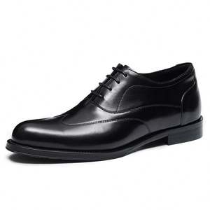 Chaussures habillées formelles pour hommes, en cuir véritable, imperméables, respirantes, personnalisées, luxueuses, pour le bureau et les mariages - Product Image 2