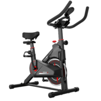 Vélo de spinning silencieux à contrôle magnétique en acier, équipement de fitness multi-ajustable pour la maison et l'intérieur