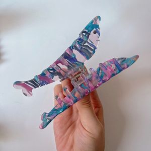 CHUJIAN Pinzas para el pelo grandes de acetato de celulosa, hechas a mano, con diseño de delfín marino, de nicho, modernas, divertidas, ecológicas, para uso diario - Product Image 5