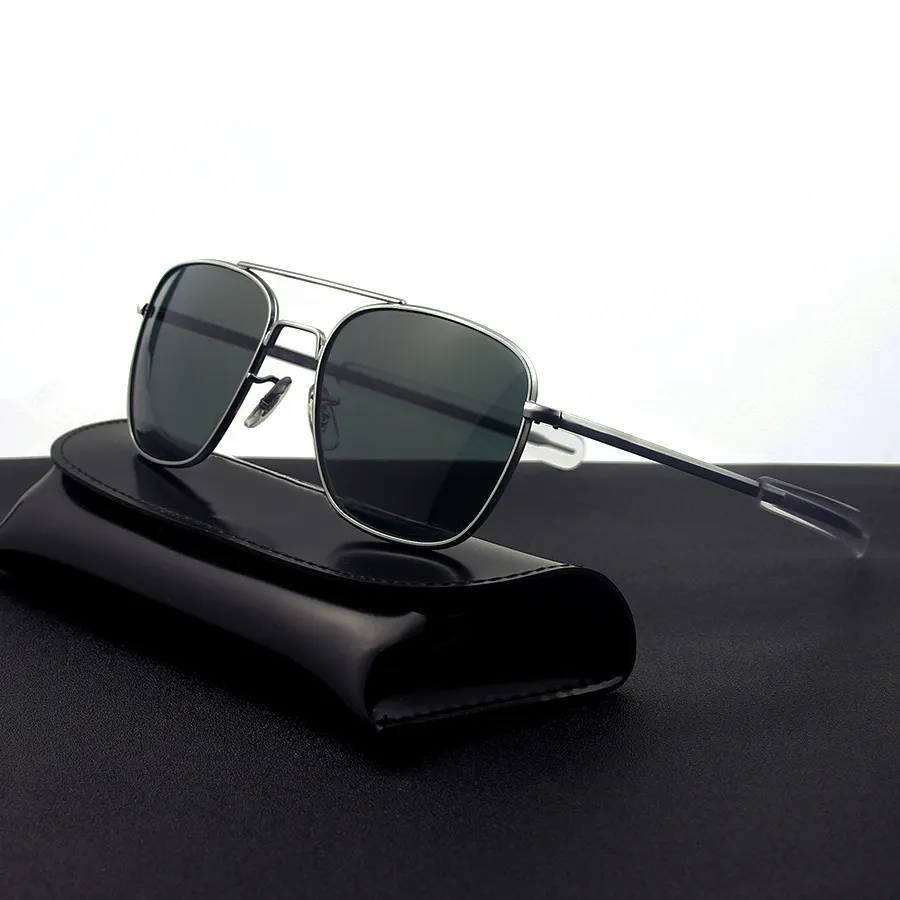 Erkekler için 2023 moda anti-yansıma Pilot güneş gözlüğü erkek pilot tarzı UV400 Shades dikdörtgen güneş gözlüğü