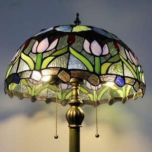 Lámpara de Pie LongHuiJing de Estilo Tradicional con Vidrio de Colores, Domo de 16 Pulgadas, LED E27/E26, Multicolor, Altura Ajustable de 63 Pulgadas - Product Image 4
