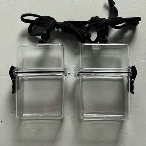 Porte-badge d'identification étanche personnalisé avec logo, design sportif flottant, cordon portable et porte-clés pour usage promotionnel - Product Image 3