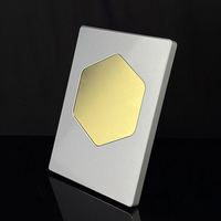 Plaque de récompense en aluminium argenté en gros avec miroir hexagonal doré, plaques de récompense en bois pour événements d'anniversaire MH-MJ0545