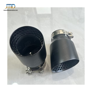Puntas de <span class=keywords><strong>escape</strong></span> universales de fibra de carbono de salida única estilo AK para tubos de punta de cola estilo <span class=keywords><strong>Akrapovic</strong></span> - Product Image 3