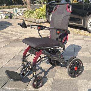 Fauteuil roulant électrique semi-carbone, moteur sans balais 2x150W et roues en alliage de magnésium - Product Image 4