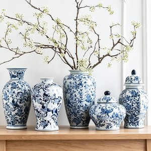 Nouveau vase en céramique bleu et blanc de style vintage oriental de la dynastie Ming Qing, vase en porcelaine pour le sol, idéal comme pot de rangement - Product Image 1