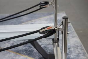 Lit de Pilates en aluminium de qualité aéronautique avec rembourrage en mousse à mémoire de forme de haute qualité et résistance réglable <span class=keywords><strong>pour</strong></span> un entraînement complet du corps - Product Image 6