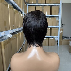 Perruque <span class=keywords><strong>courte</strong></span> bouclée style bob pour femmes noires, <span class=keywords><strong>coupe</strong></span> pixie avec frange, <span class=keywords><strong>cheveux</strong></span> vierges brésiliens, perruques bon marché fabriquées à la machine - Product Image 5