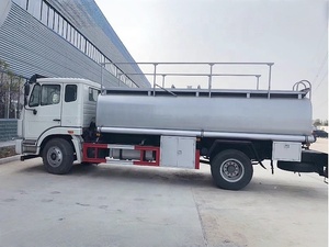 Camion-citerne à carburant en acier inoxydable Dong Feng 4*2 de 12-15 mètres cubes, mobile, pour ravitaillement en carburant, à prix abordable - Product Image 3
