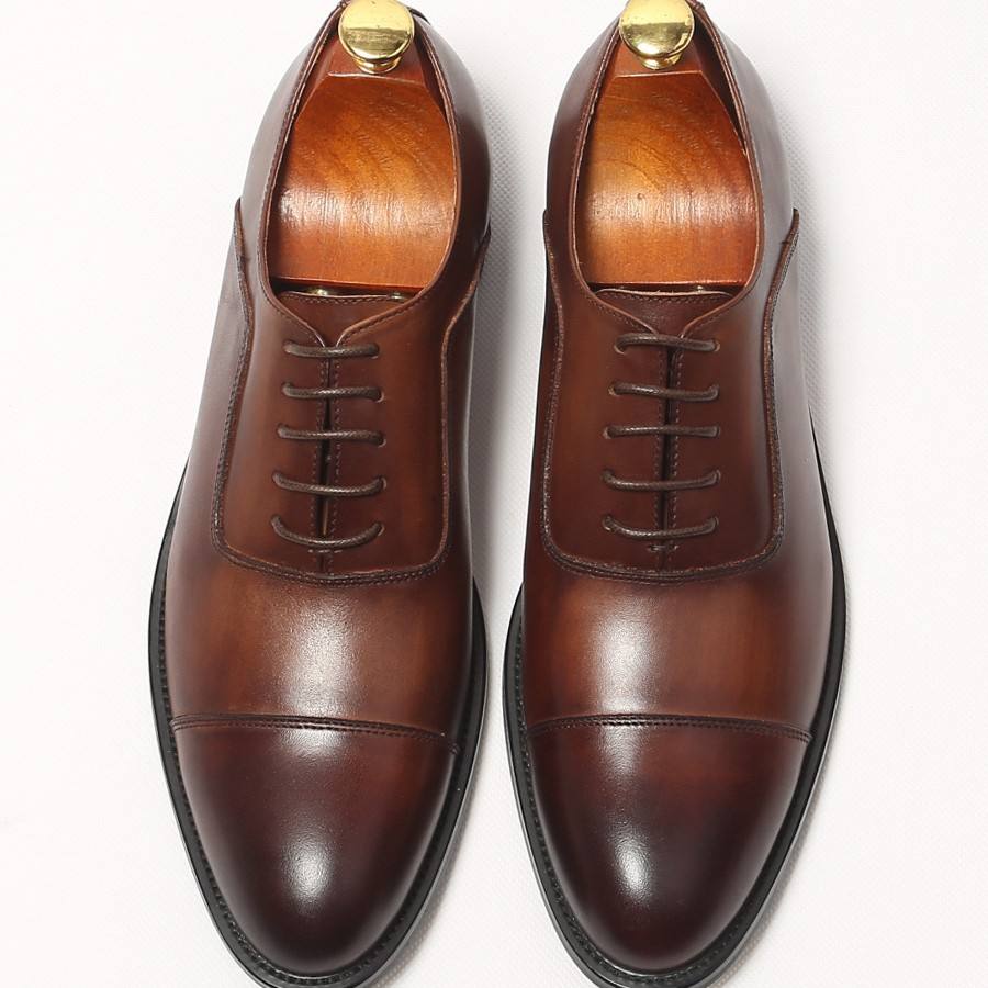 สีน้ำตาล