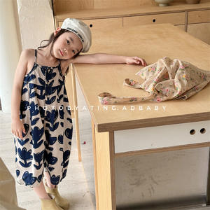 2025 nuevos pantalones de moda para bebés, mono con tirantes de verano de estilo coreano para niñas con pantalones de pierna ancha de 7 puntos, ropa para niños - Product Image 2