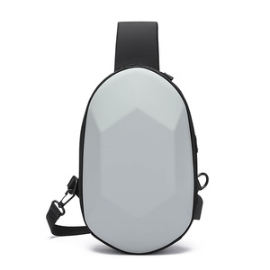 Bolso de Pecho Estilo Motociclista para Viajes de Negocios, Simple, Elegante, Versátil, Versión Coreana - Product Image 1