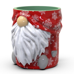 Taza de Cerámica Navideña Decorativa 3D Roja y Verde de Alta Gama, con Diseño de Gnomo Sentado y Copo de Nieve, para Regalo - Product Image 5