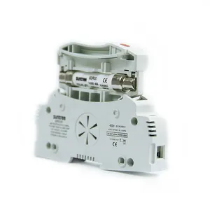 Wenzhou xinchi fournit des <span class=keywords><strong>fusibles</strong></span> solaires thermiques dc basse tension de <span class=keywords><strong>16</strong></span> ampères - Product Image 3