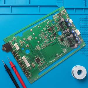 Carte de circuit imprimé en matériau FR-4, à usage général, avec composants et connecteurs - Product Image 1