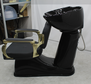 Fauteuil de lavage moderne avec lavabo en céramique, robinet, structure noire et dorée, base sur piédestal, pour salon de beauté, coiffeur, durable, facile à nettoyer - Product Image 4