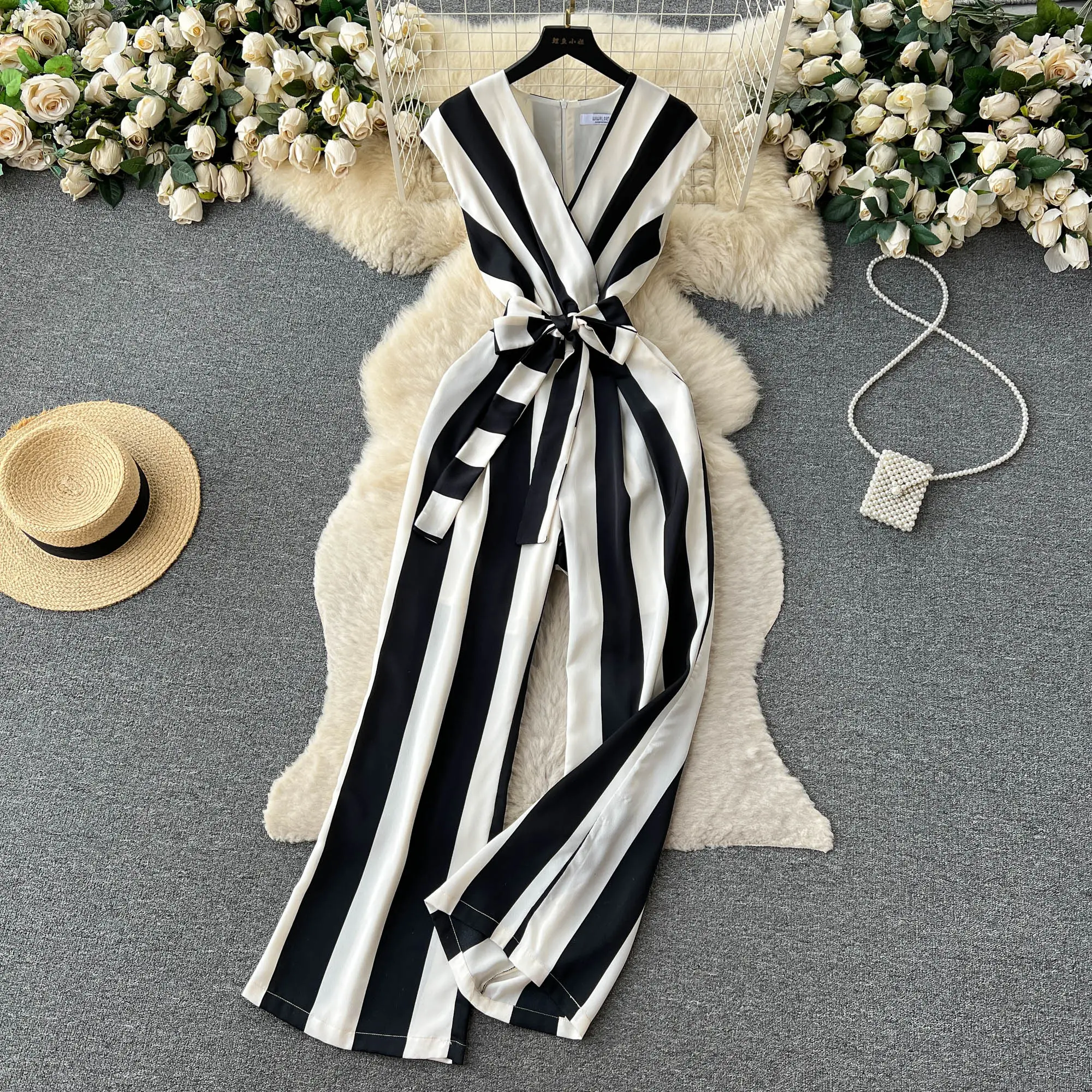 Sleeveless V-neck Striped Casual Long Jumpsuits Summer High Waist Vintage Jump Suits Ladies Retro Overalls One Piece Wholesale