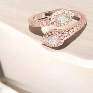 Keeva Jewels แหวนเพชรโมอิส0.90Ct สำหรับผู้หญิงแหวนหมั้นแบบบายพาสวงแหวนเงินสเตอร์ลิง FG/VS คุณภาพ - Product Image 3