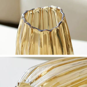 Contempo <span class=keywords><strong>in</strong></span> vetro <span class=keywords><strong>vaso</strong></span> di <span class=keywords><strong>fiori</strong></span> soffiato a bocca sfumata colori sfumati <span class=keywords><strong>in</strong></span> giallo più tonalità di arachide Texture decorazione <span class=keywords><strong>da</strong></span> tavolo per il matrimonio a casa - Product Image 3