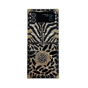 Couverture dorée en plumes de léopard de luxe pour Samsung <span class=keywords><strong>Z</strong></span> <span class=keywords><strong>Flip</strong></span> 5/6/4 étui de téléphone en galvanoplastie avec couverture arrière en anneau de doigt - Product Image 1