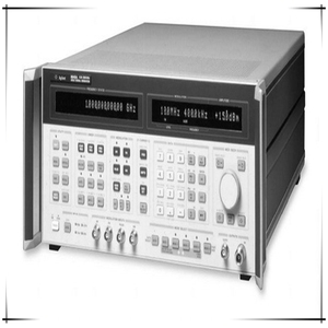 Générateur de signal à onde dentée HP8645A 2G d'occasion avec résolution de 0,01 Hz et garantie d'un an - Product Image 1