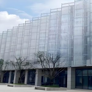 Façade murale ventilée en métal perforé carré pour revêtement extérieur de bâtiment - Product Image 4