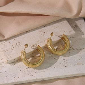 ต่างหูครึ่งวงกลมแบบหนีบลายเกล็ดปลาสแตนเลสชิไห่สำหรับผู้หญิง - Product Image 3