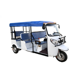 Triciclo de Pasajeros Tipo Rickshaw Abierto para 7 Personas, Triciclo Usado para Adultos en Venta - Product Image 3